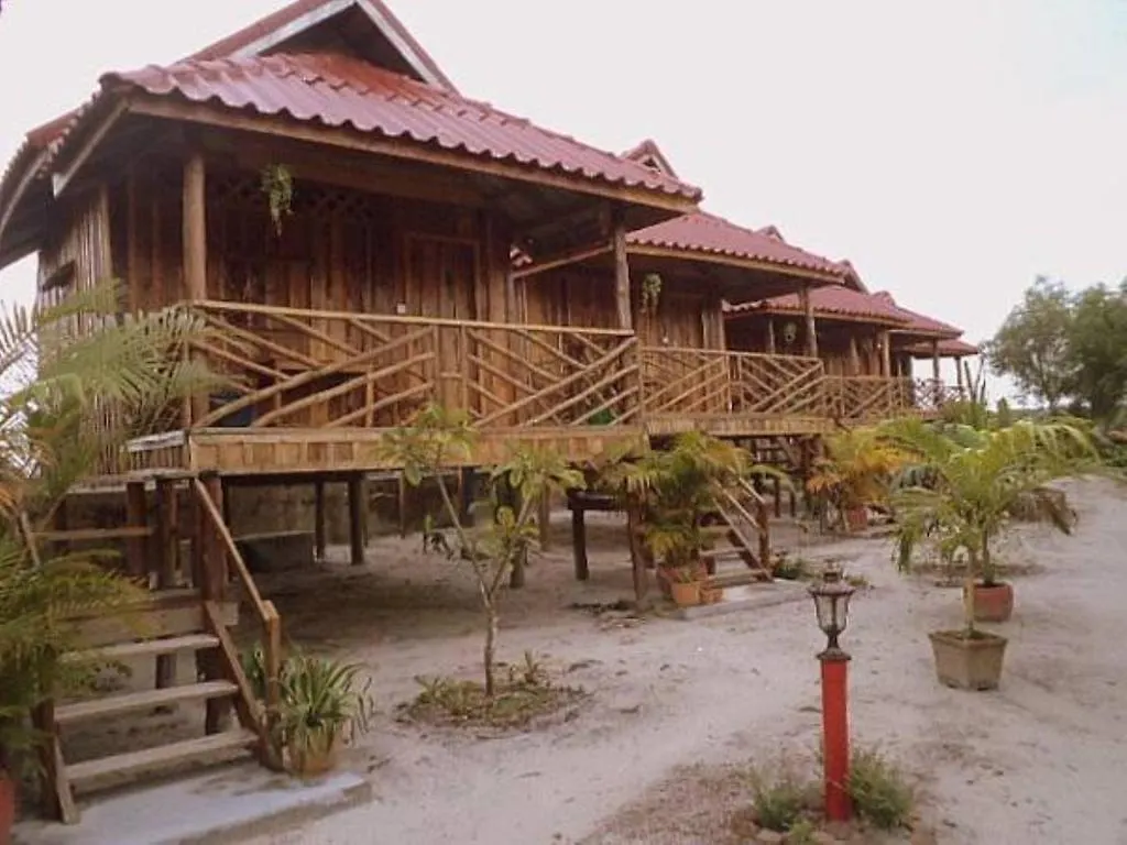 Otres Beach Resort Σίχανουκβιλ 2*,