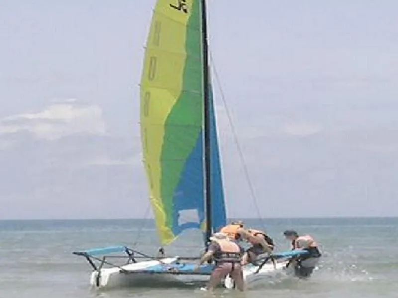 Otres Beach Resort Σίχανουκβιλ 2*,
