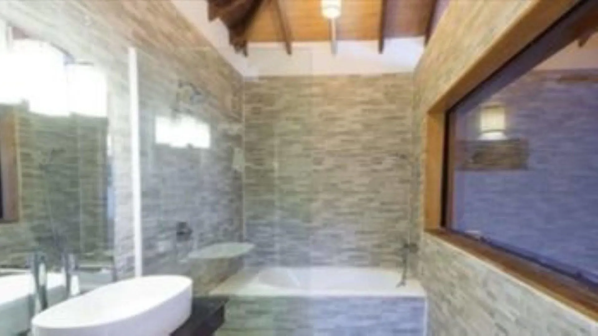 Otres Beach Resort Σίχανουκβιλ 2*,